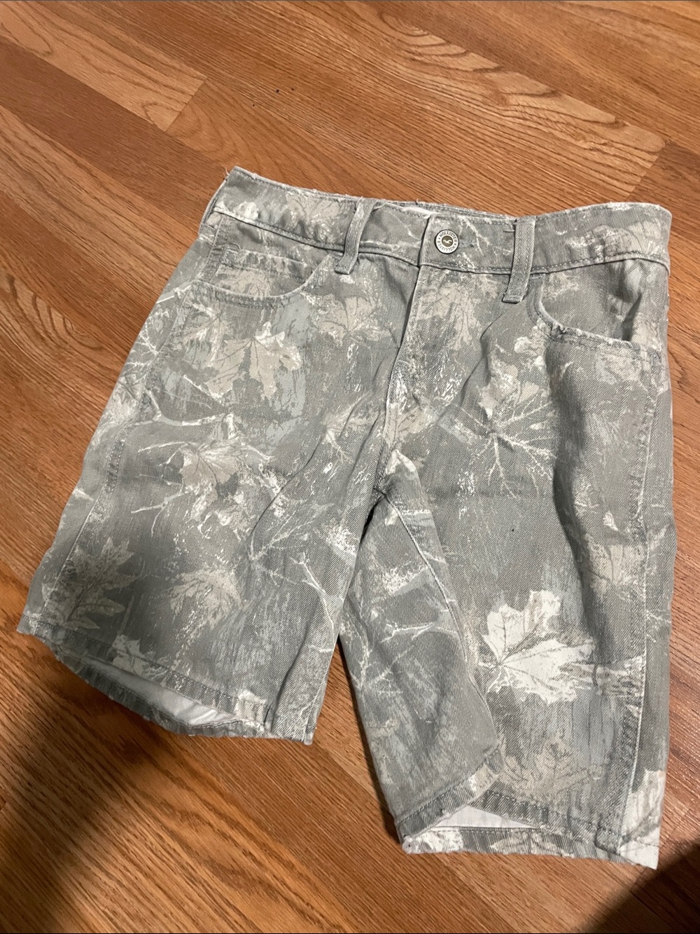 Hollister Light Gray Leaf-Print Jean Shorts